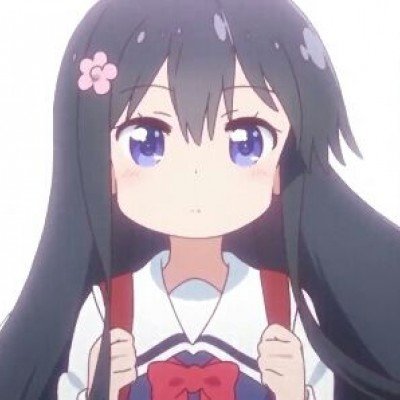 周冬雨亮相马思纯新片首映